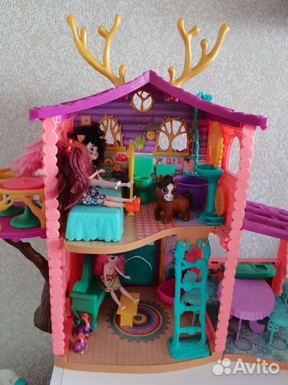 Дом Данессы олени, Куклы enchantimals