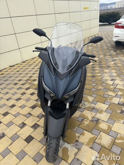 Yamaha X Max 250