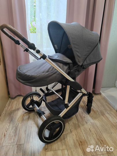 Продам детскую коляску 2 в 1
