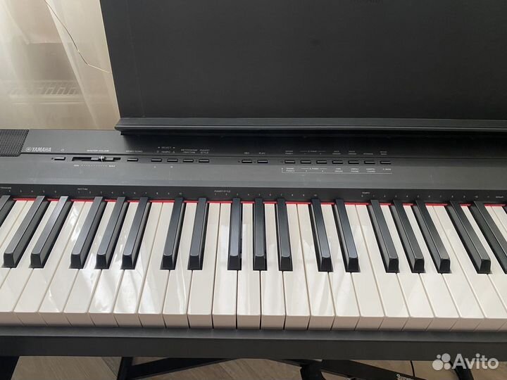 Цифровое пианино/фортепиано Yamaha P-105 B