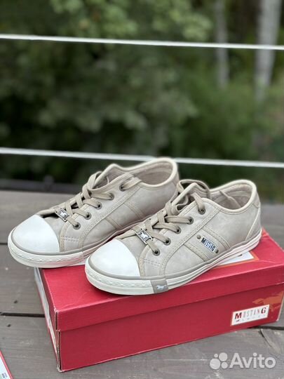 Кеды женские Mustang