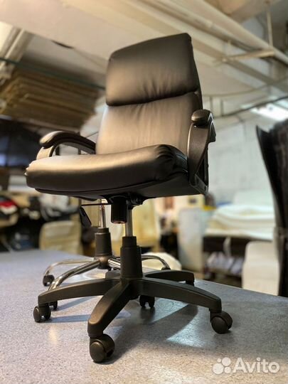 Компьютерное кресло