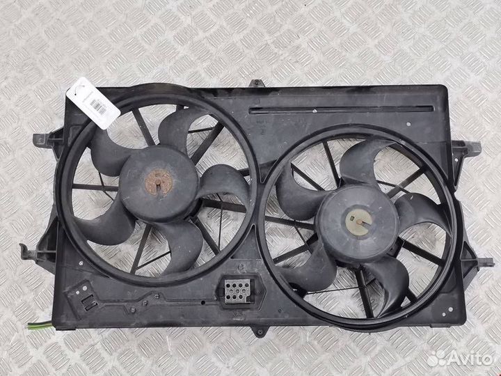 Вентилятор охлаждения Ford Focus рест. 2002
