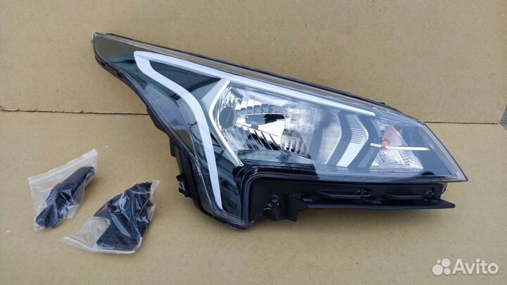 Фара правая Kia Rio 4 FB 2020-настоящее время