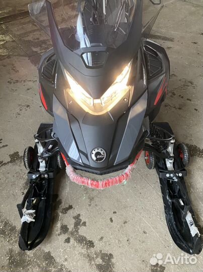 Снегоход BRP Lynx Commander 900 асе 2023MY