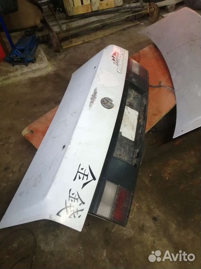 Крышка багажника пассат б3 седан