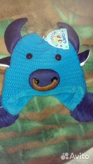 Новая вязанная шапочка бык