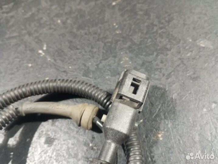 Датчик ABS задний Land Rover Discovery Sport L550