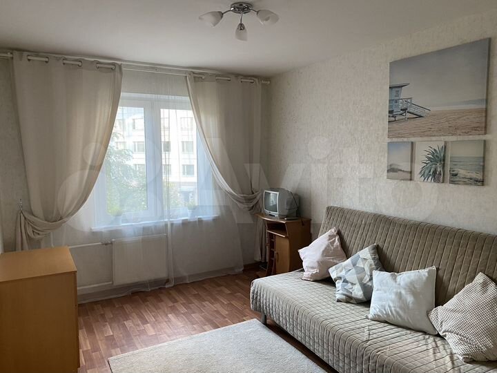 2-к. квартира, 58 м², 3/12 эт.