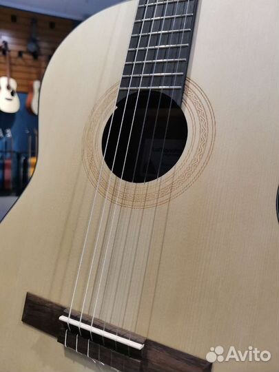 Классическая гитара LA Mancha