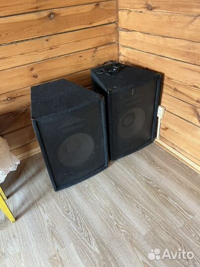 Колонки активные 200вт