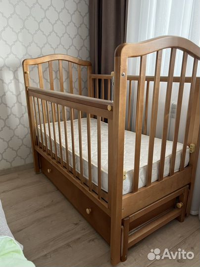 Детская кроватка с ортопед.матрасом и компл. белья