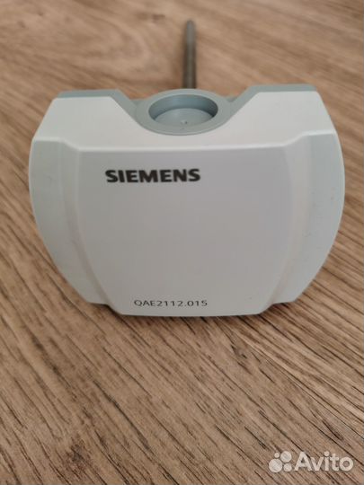 Датчик температуры Siemens QAE2112.015 доводчики