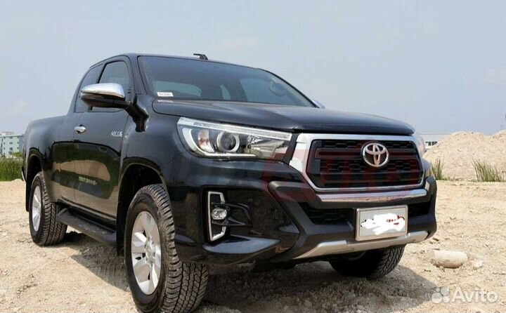 Защита переднего бампера toyota Hilux