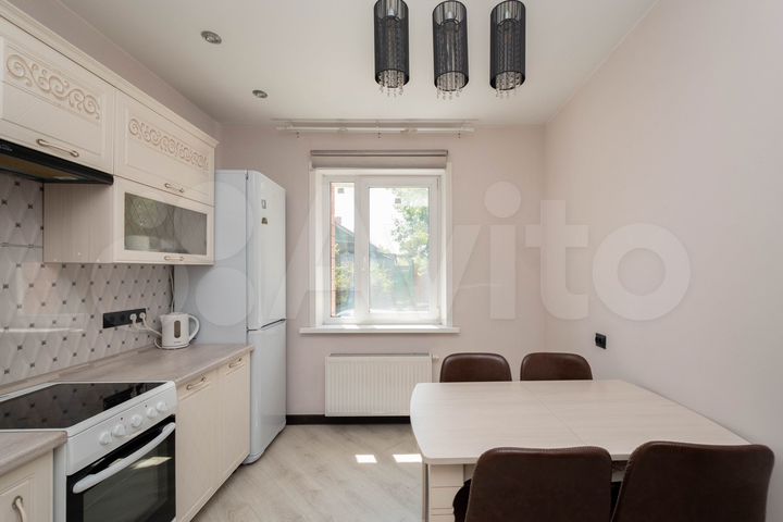 2-к. квартира, 60 м², 2/6 эт.