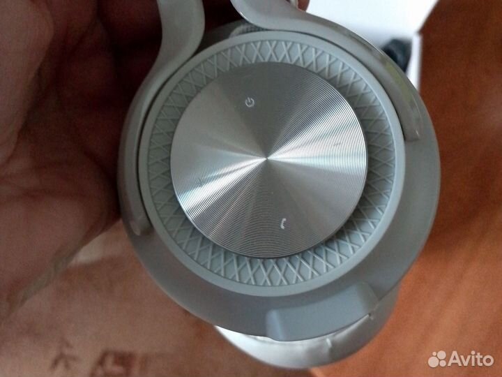 Беспроводные наушники tfn bloom