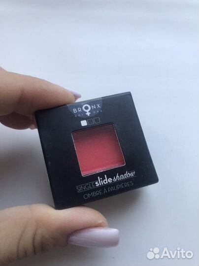 Яркие пигментированные тени лэтуаль