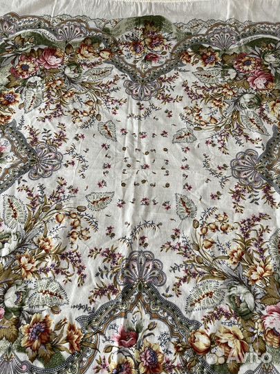 Платок шерстяной женский