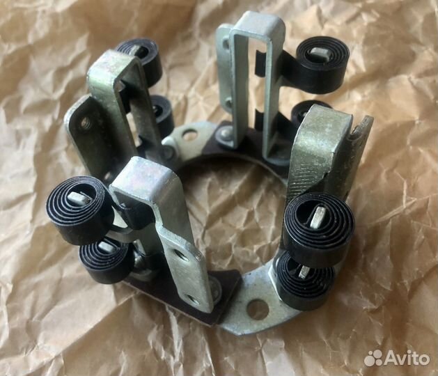 Щеточный узел стартера ст-26