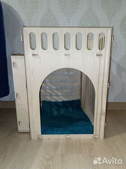 Домик для кошки собаки с лежаком