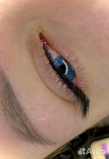 Нарщивание ресниц