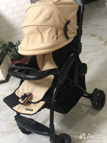 Коляска прогулочная