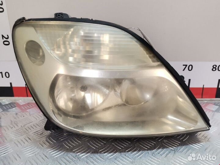 Фара передняя для Renault Scenic 1 260102746R