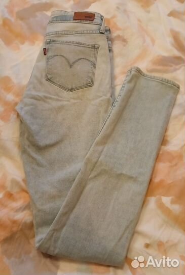 Джинсы женские levis 26