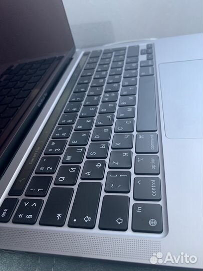 MacBook pro m1 16/256
