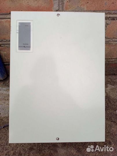 Блок бесперебойного питания