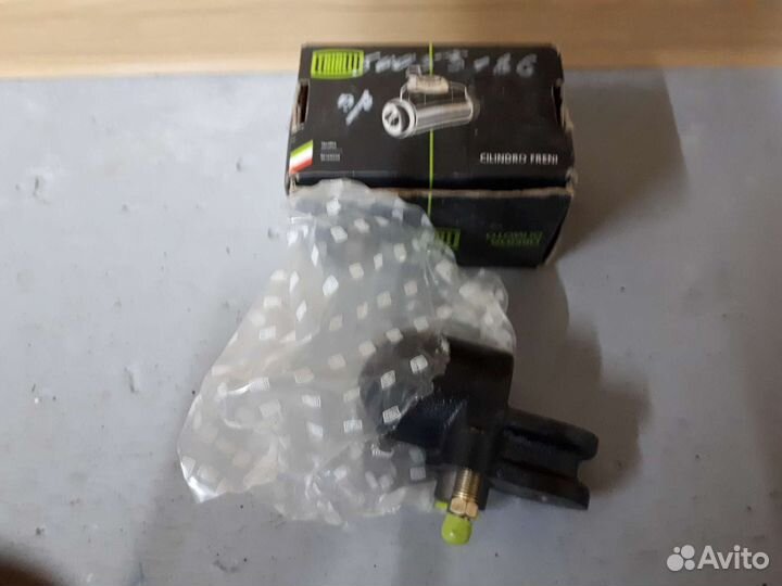 Цилиндр тормозной передний правый для УАЗ