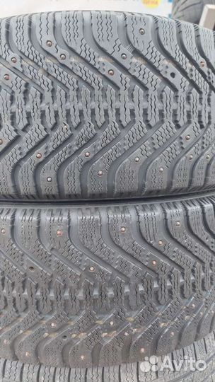 Goodyear UltraGrip 500 225/40 R18 92T