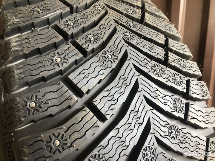 Michelin X-Ice North 4 225/50 R17 98T