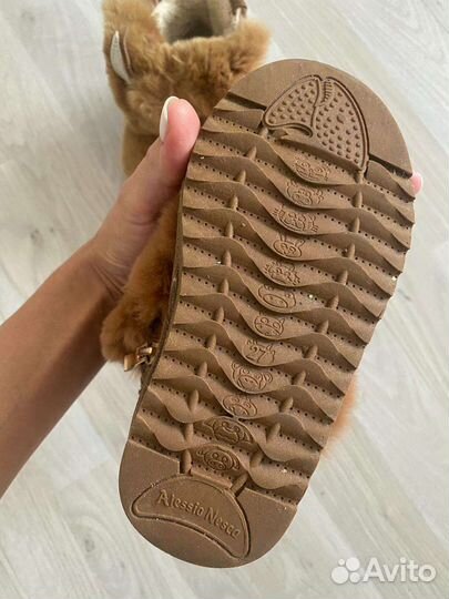 Сапожки для девочки