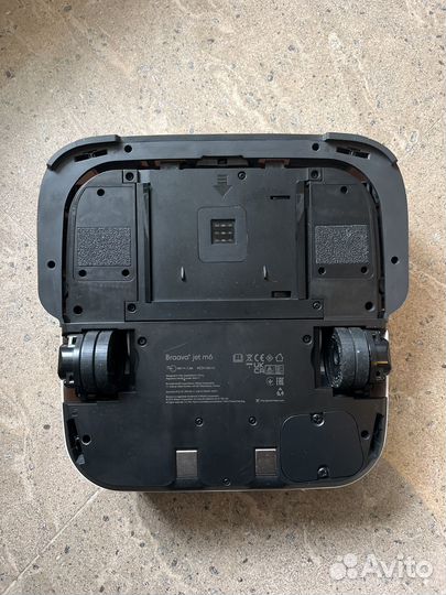 Робот пылесос iRobot Braava jet m6