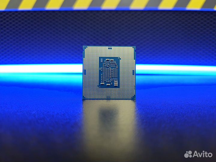 Процессор 1151v2 i3 8100