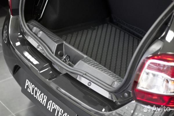 Накладка на порожек багажника Renault Sandero S