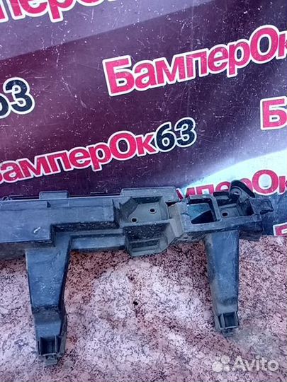 Абсорбер бампера Renault Kaptur