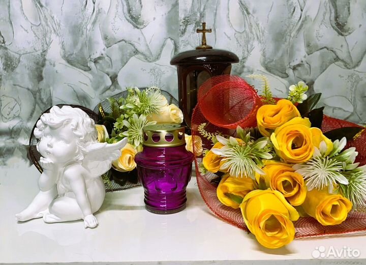 Ритуальные венки и корзины