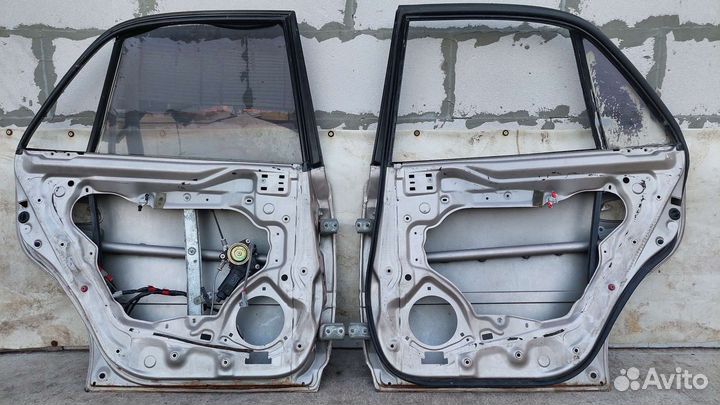 Двери Toyota Carina