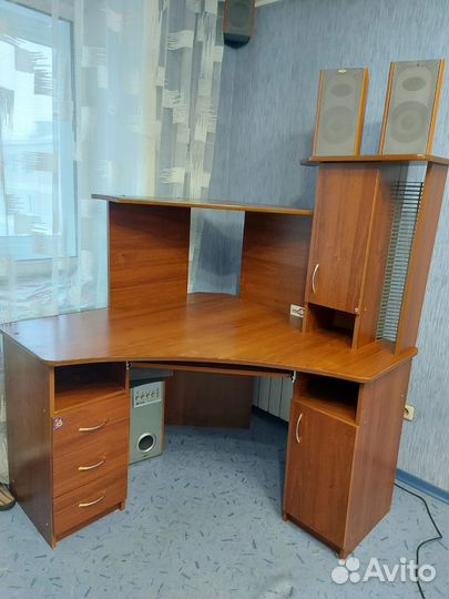 Компьютерный столик бу