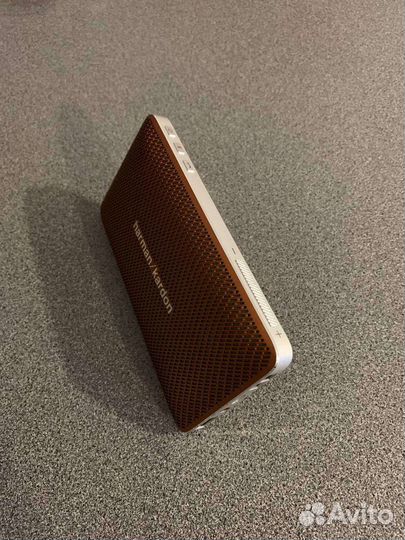 Колонка harman kardon esquire