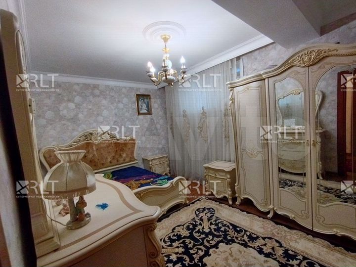 4-к. квартира, 170 м², 1/5 эт.