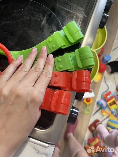 Пластиковые кольца для манежа