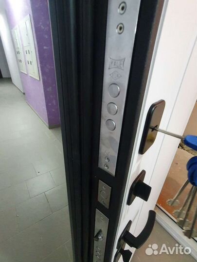 Дверь входная