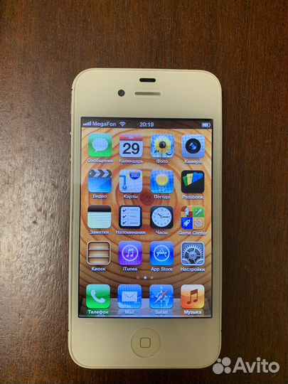 iPhone 4S, 16 ГБ