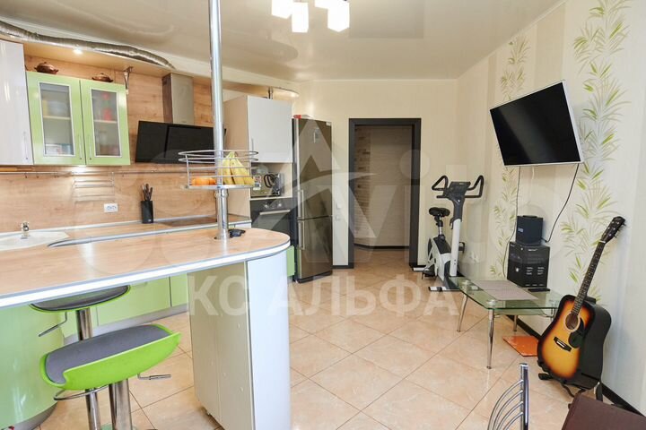 3-к. квартира, 80 м², 9/13 эт.