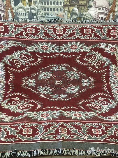 Покрывало новое 2,00*1,35 двухстороннее