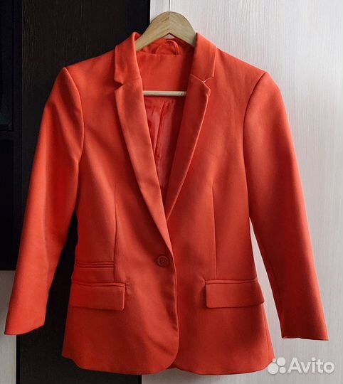 Пиджак женский