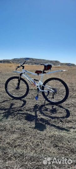 Велосипед GT Marathon 2.0 двухподвес